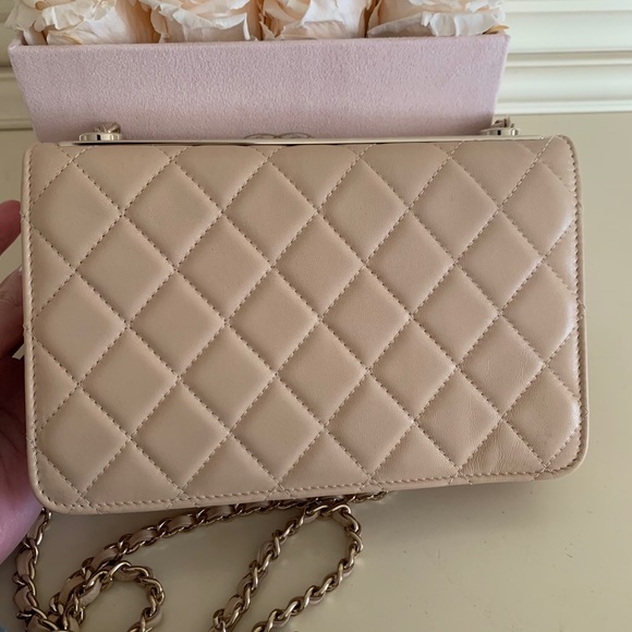 SOLD Authentic Chanel WOC - Picture 4 of 11